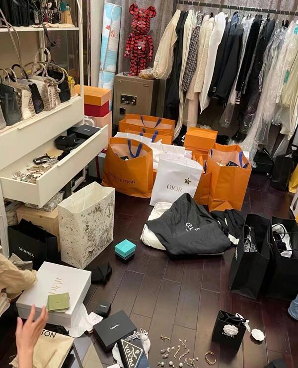 都昌县回收顶奢鞋服